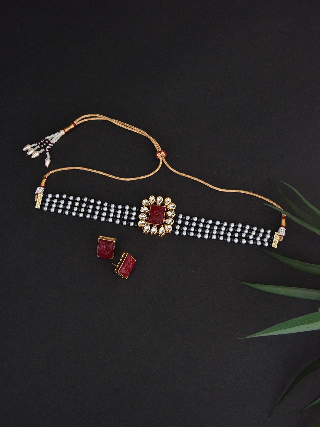 

Swabhimann Jewellery Kundan Studded & Beaded Jewellery Set, Gold