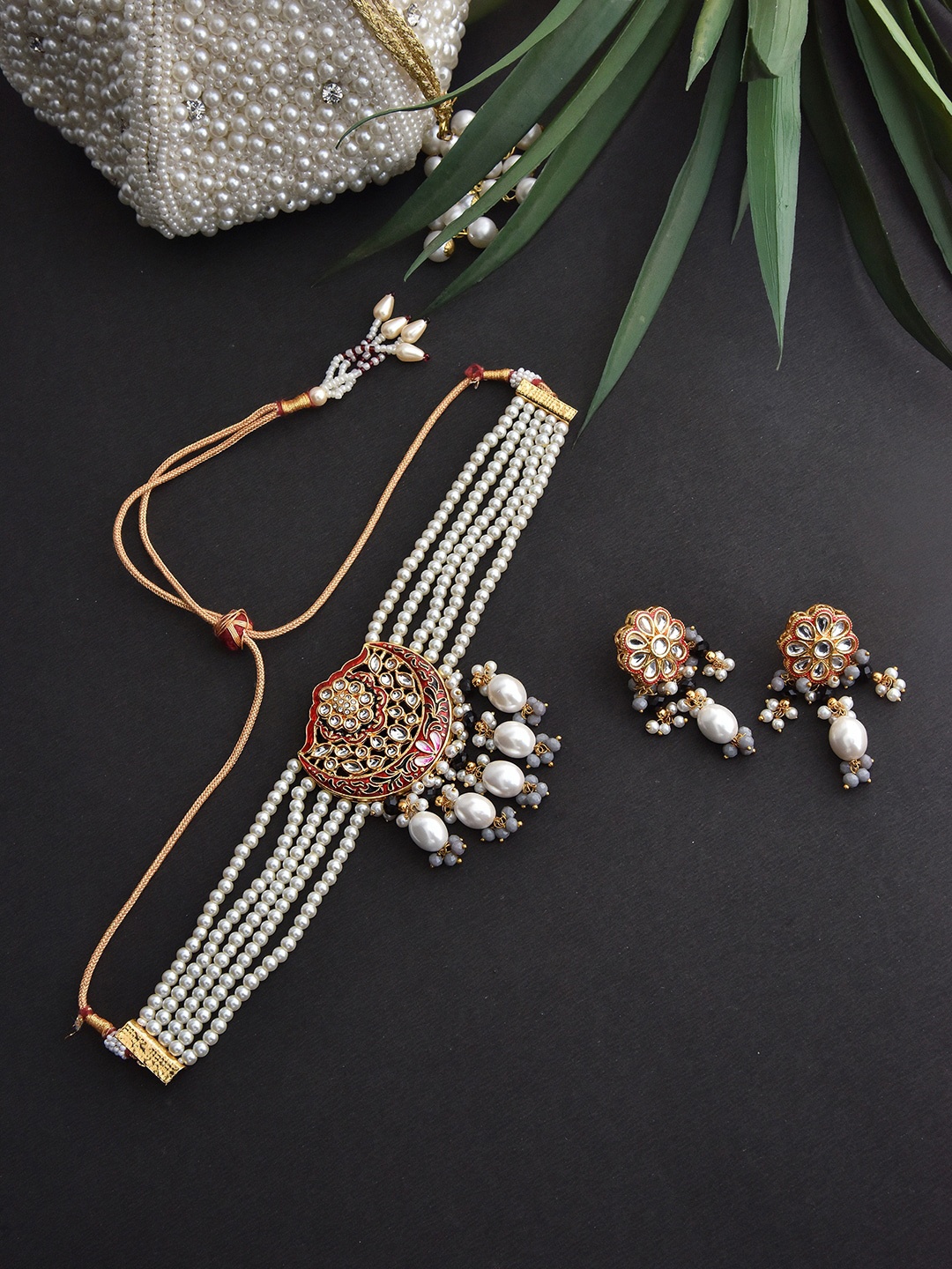 

Swabhimann Jewellery Kundan Studded & Beaded Jewellery Set, Gold