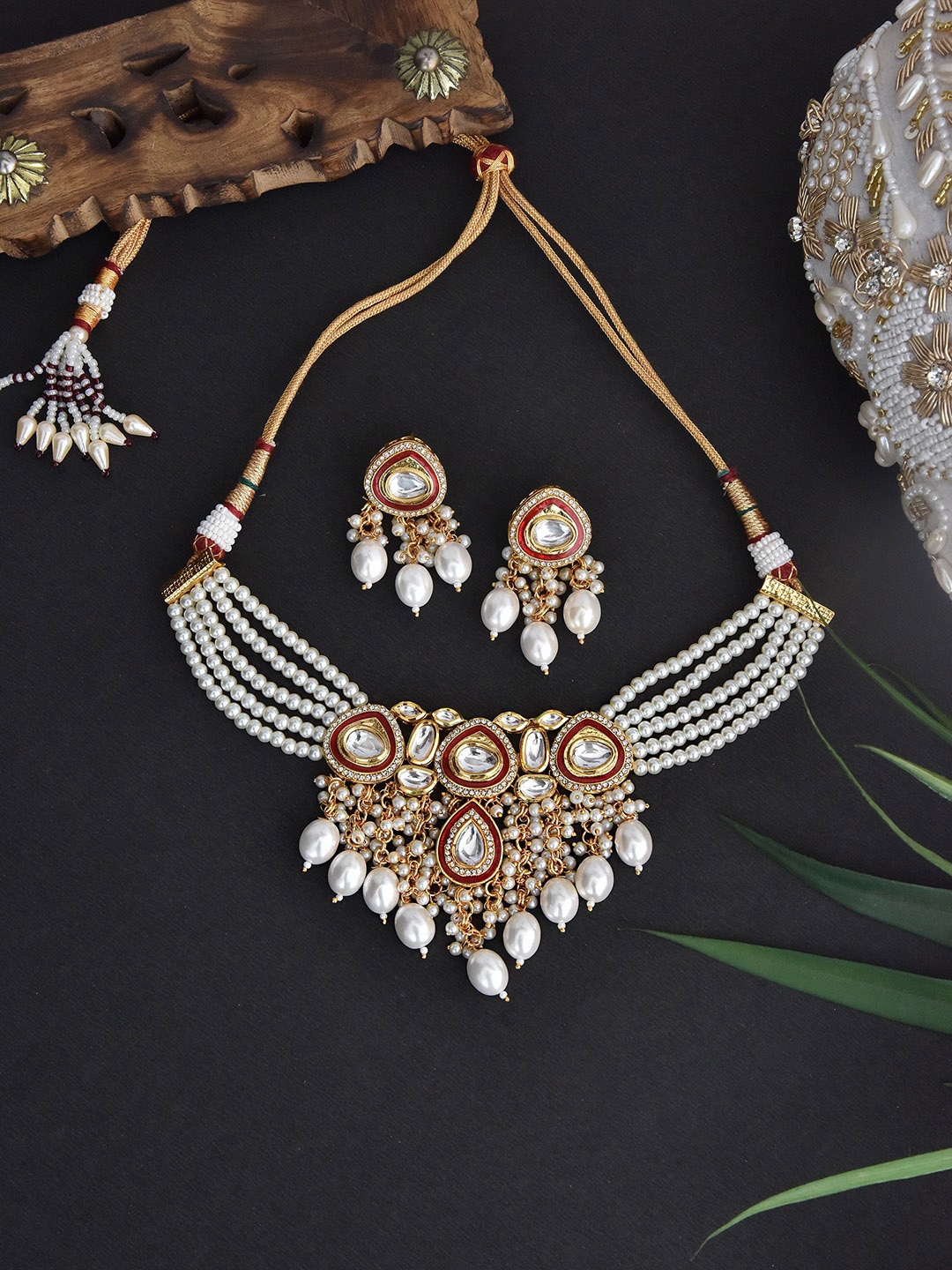 

Swabhimann Jewellery Kundan Studded & Beaded Jewellery Set, Gold