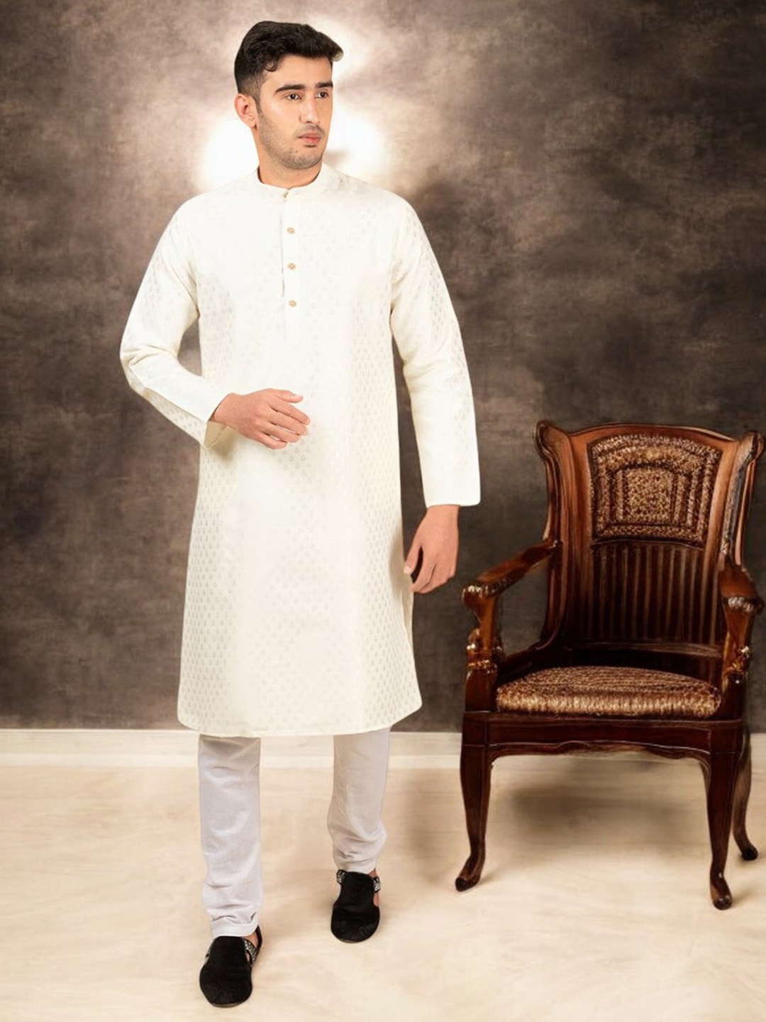 

TATTVA Floral Printed Band Collar Long Sleeve Straight Kurta Set, White