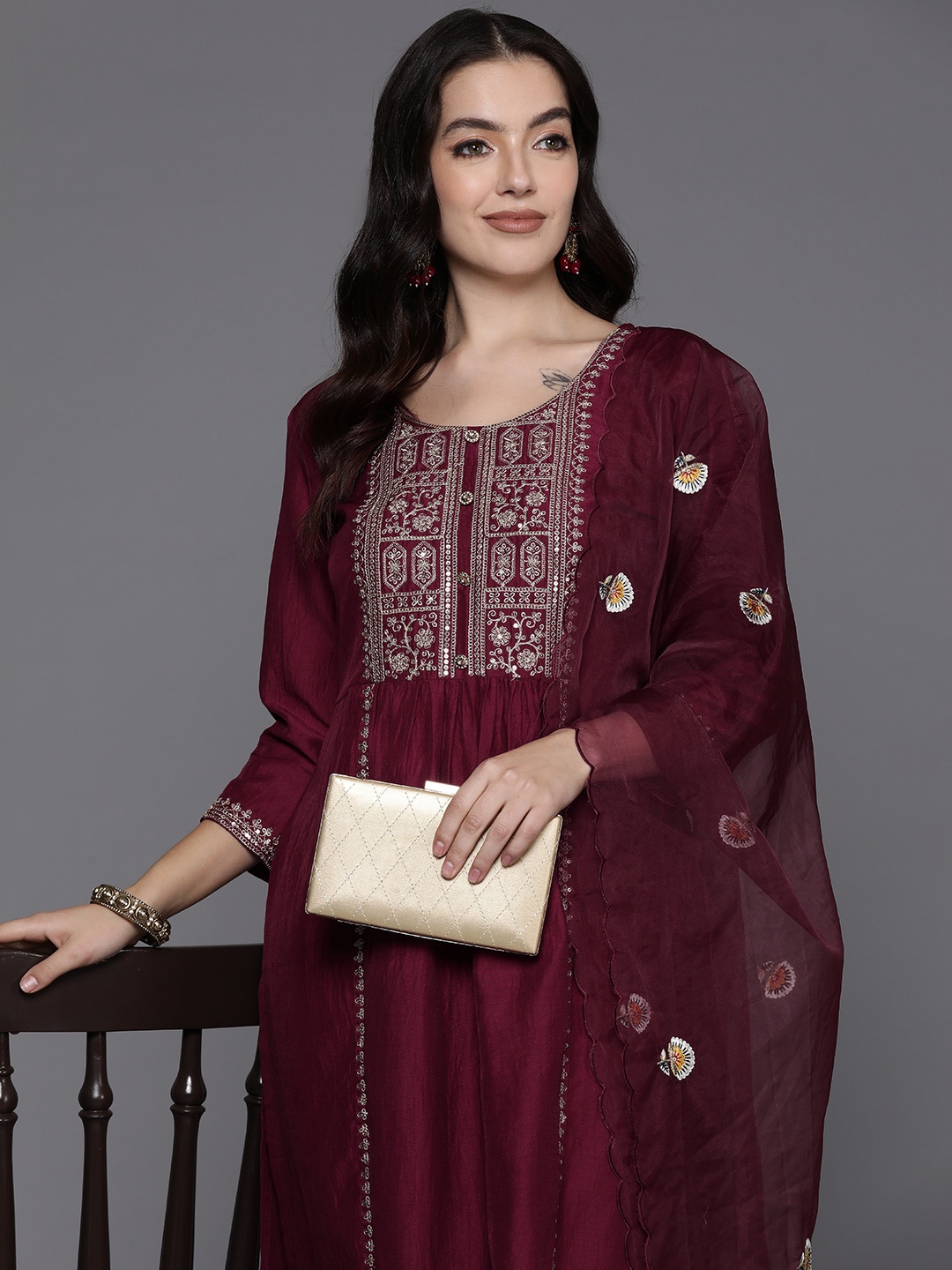 

Indo Era Embroidered Panelled Sequinned Kurta with Trousers & Dupatta, Maroon