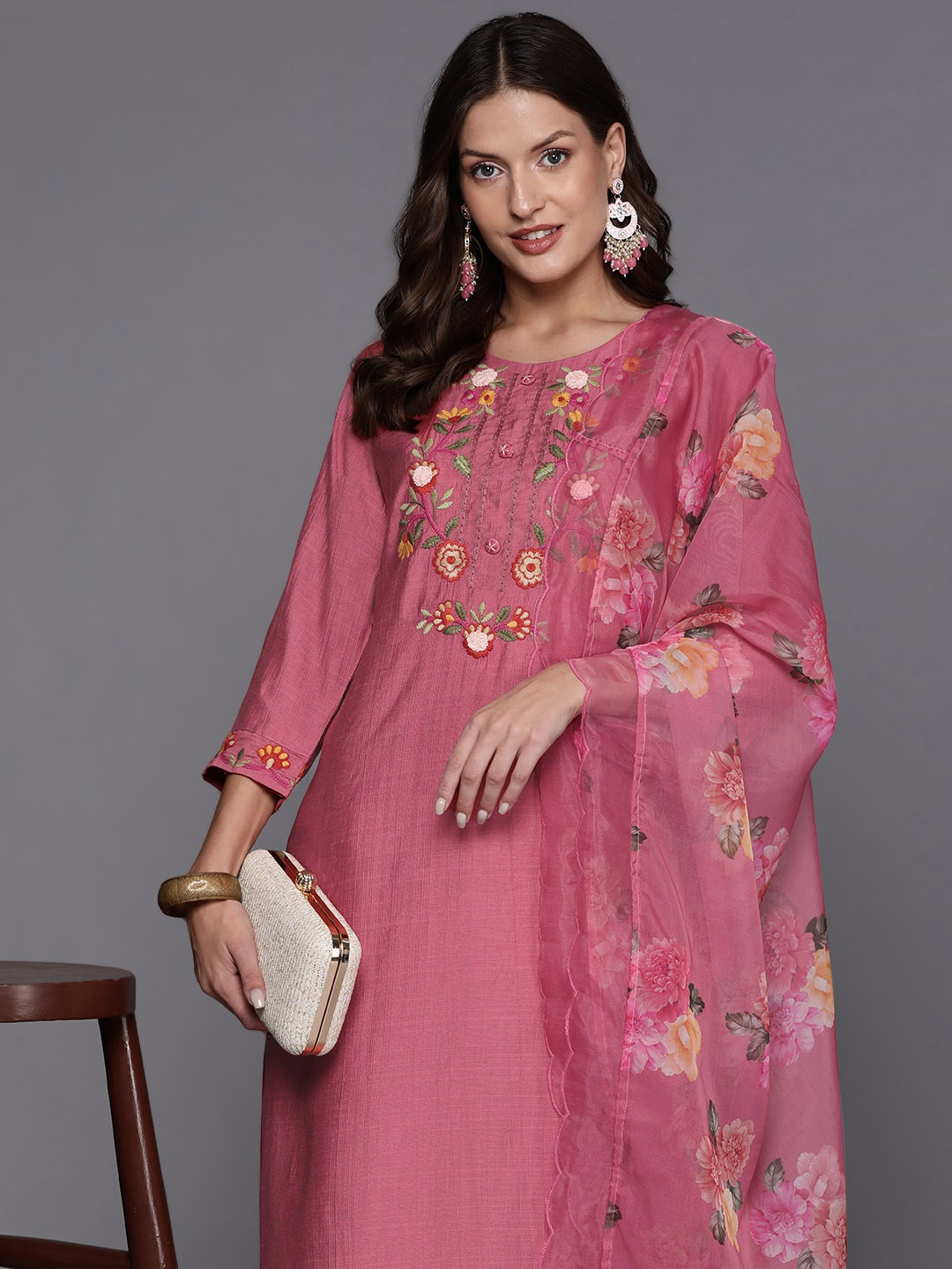 

Indo Era Floral Embroidered Regular Thread Work Kurta with Trousers & Dupatta, Pink