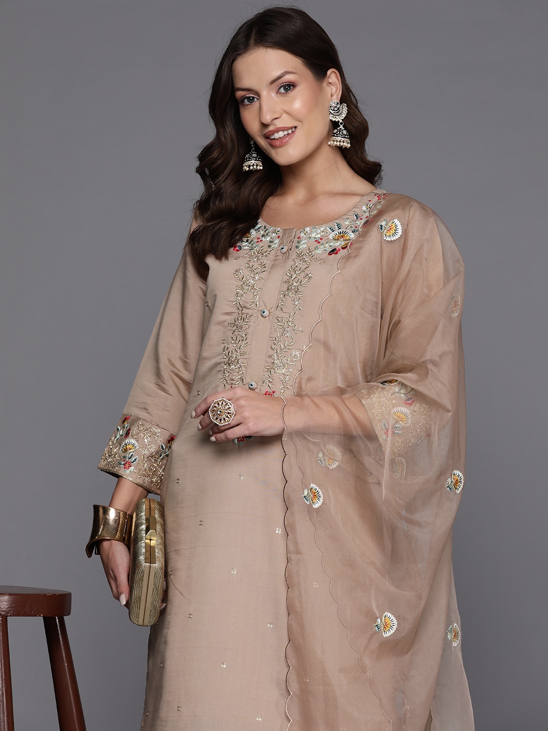 

Indo Era Women Floral Yoke Design Regular Thread Work Kurta with Trousers & With Dupatta, Beige
