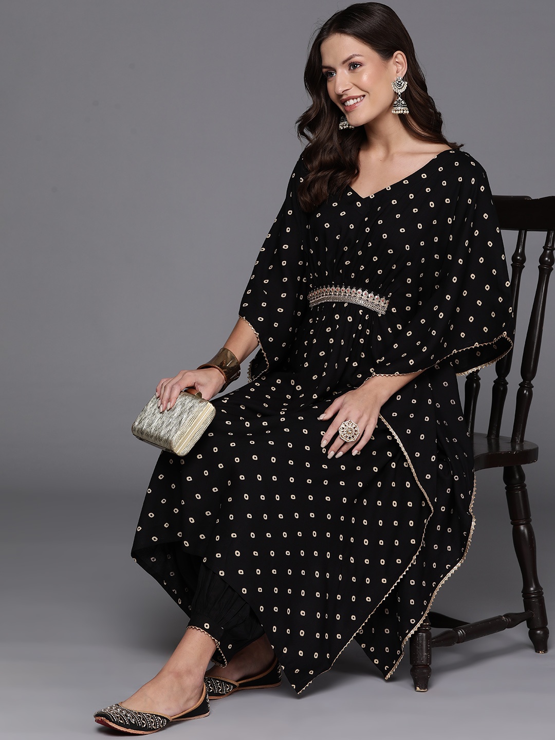 

Indo Era Women Bandhani Printed Regular Thread Work Kurta with Salwar, Black