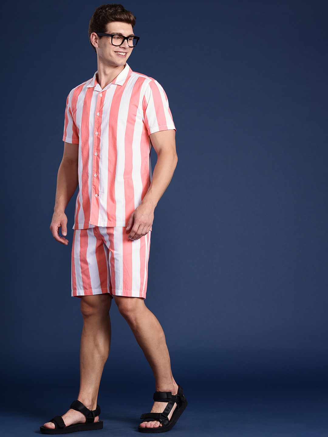 

Mast & Harbour Men Striped Pure Cotton Casual Shirt with Shorts, Coral