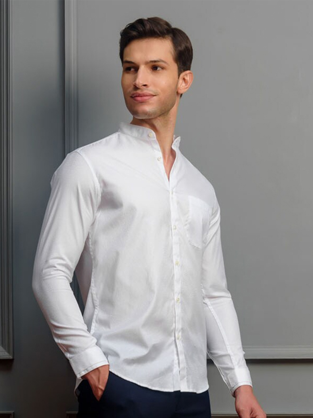 

KINGDOM OF WHITE Band Collar Standard Slim Fit Opaque Cotton Casual Shirt