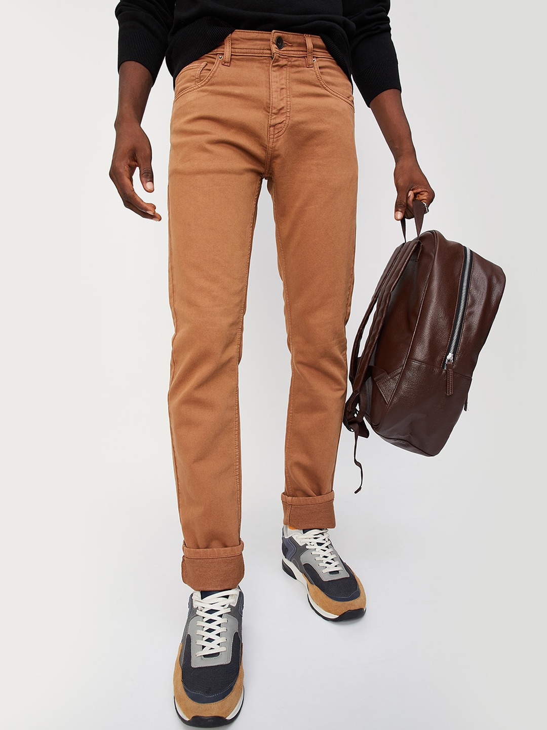 

max Men Mid-Rise Clean Look Jeans, Brown