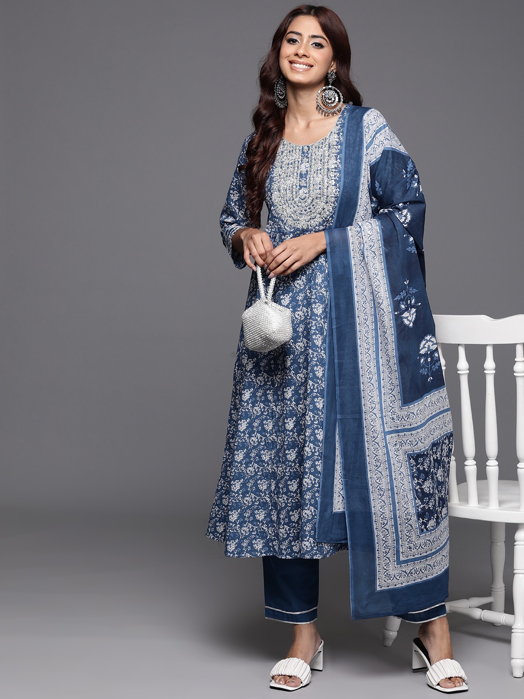 

Indo Era Floral Embroidered Sequinned Pure Cotton Kurta with Trousers & Dupatta, Navy blue