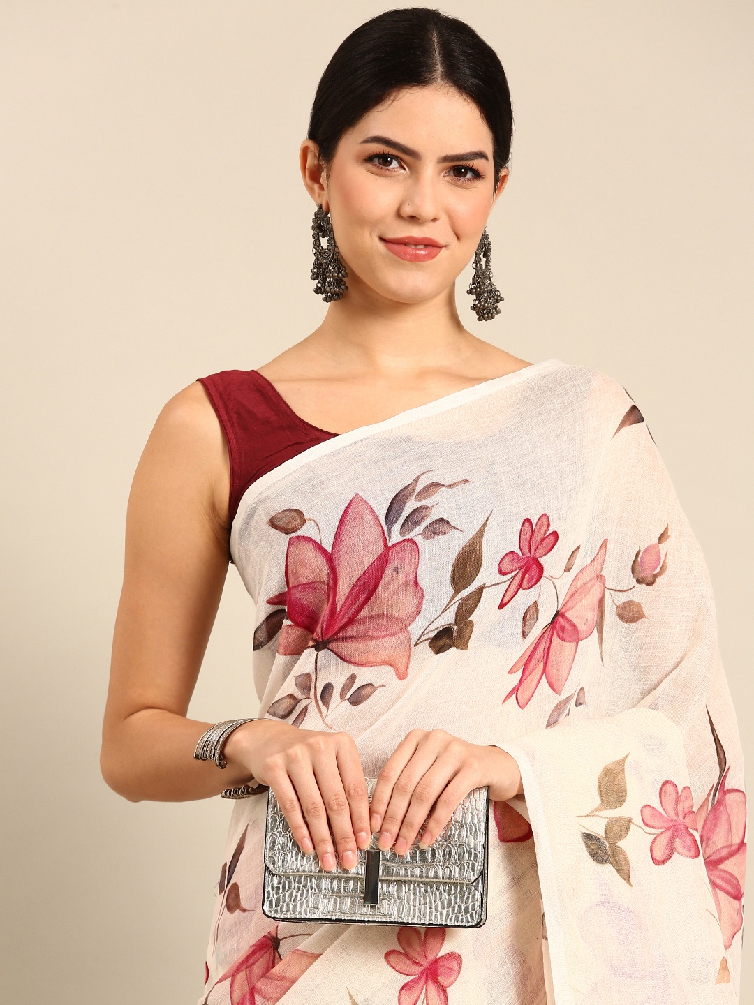 

Simaaya Floral Kota Saree, Off white