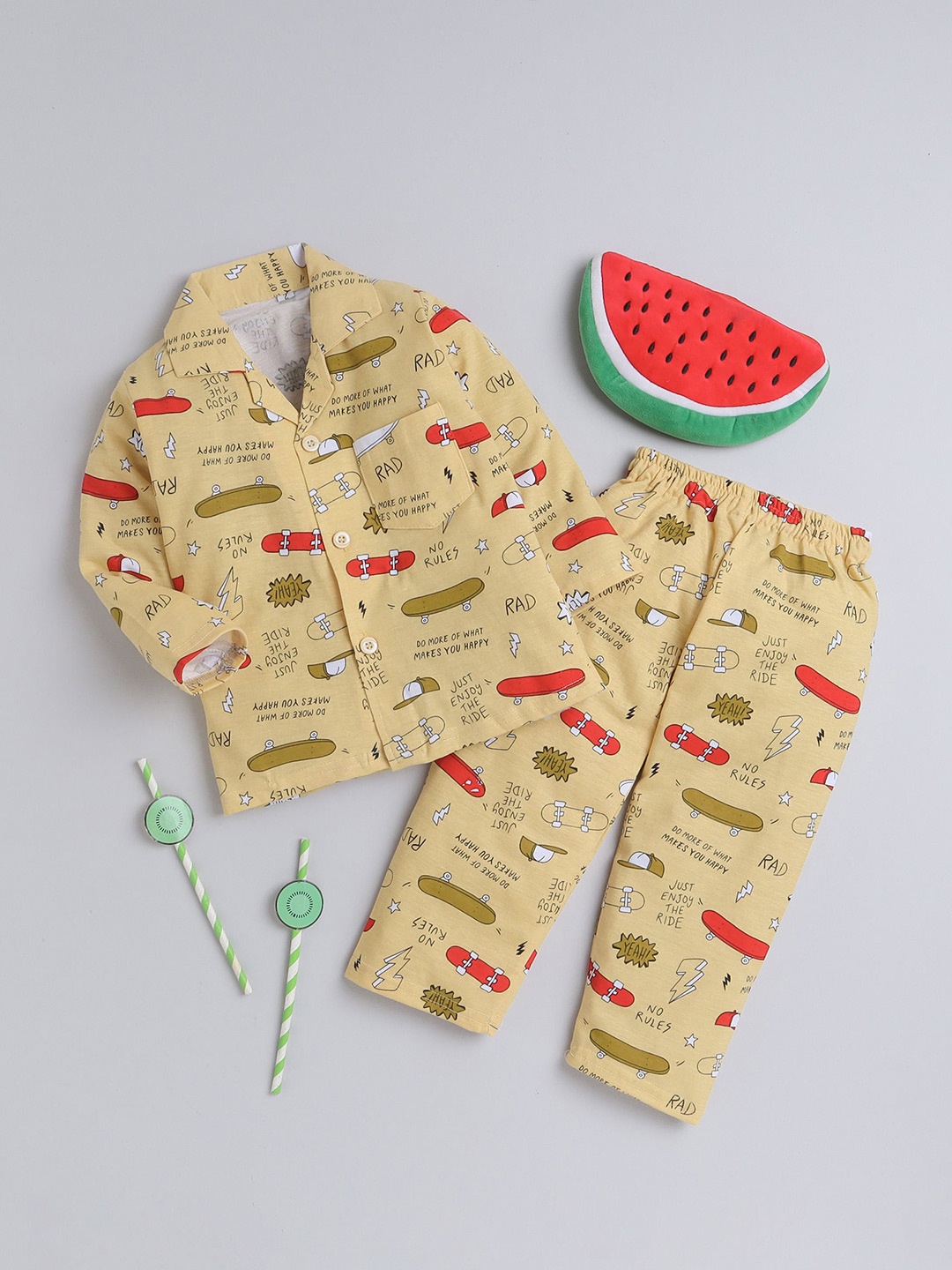 

BAESD Kids Conversational Printed Lapel Collar Night Suit, Yellow