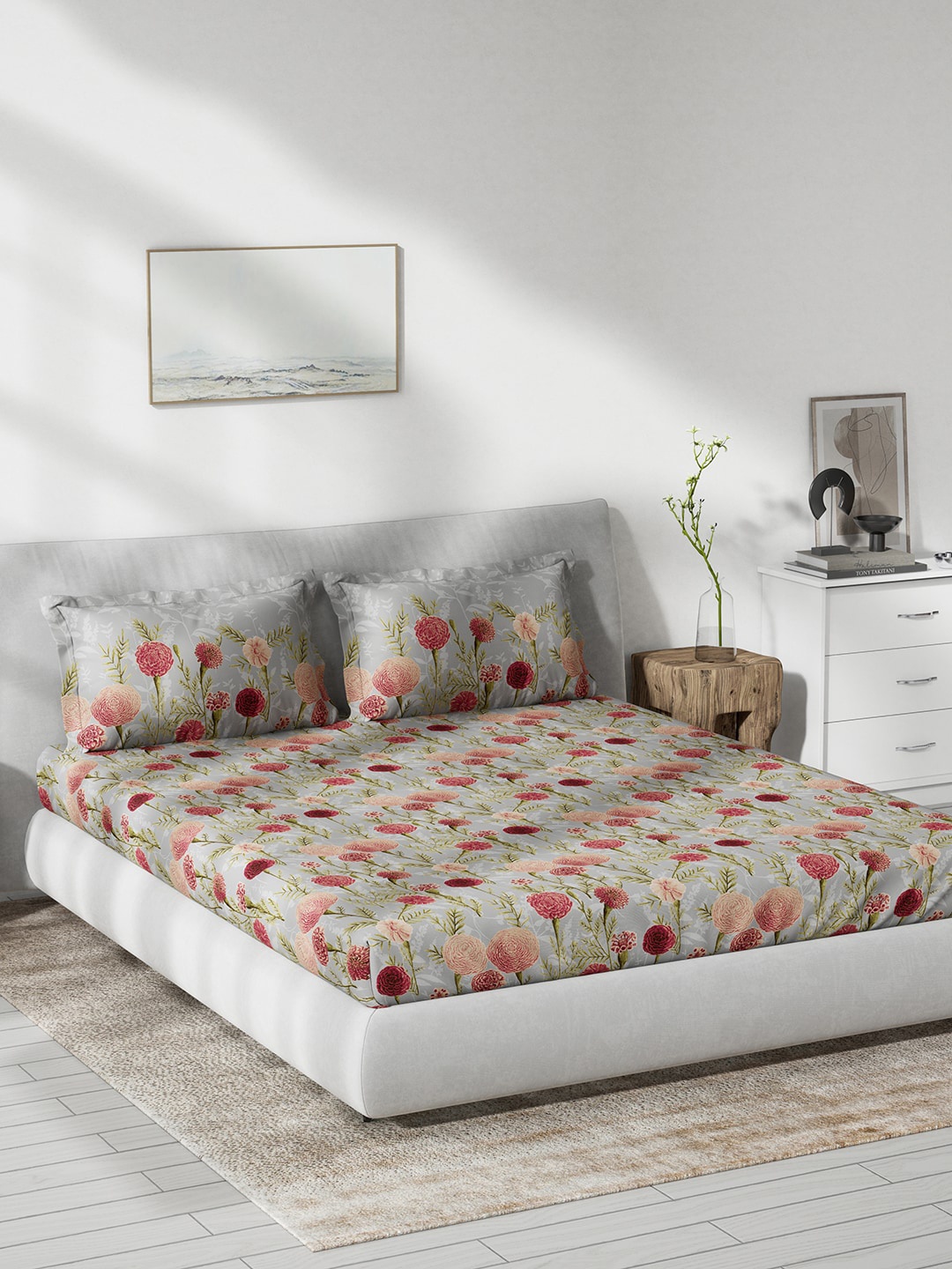 

DDecor Grey & Pink Floral Cotton 144 TC Queen Bedsheet With 2 Pillow Covers