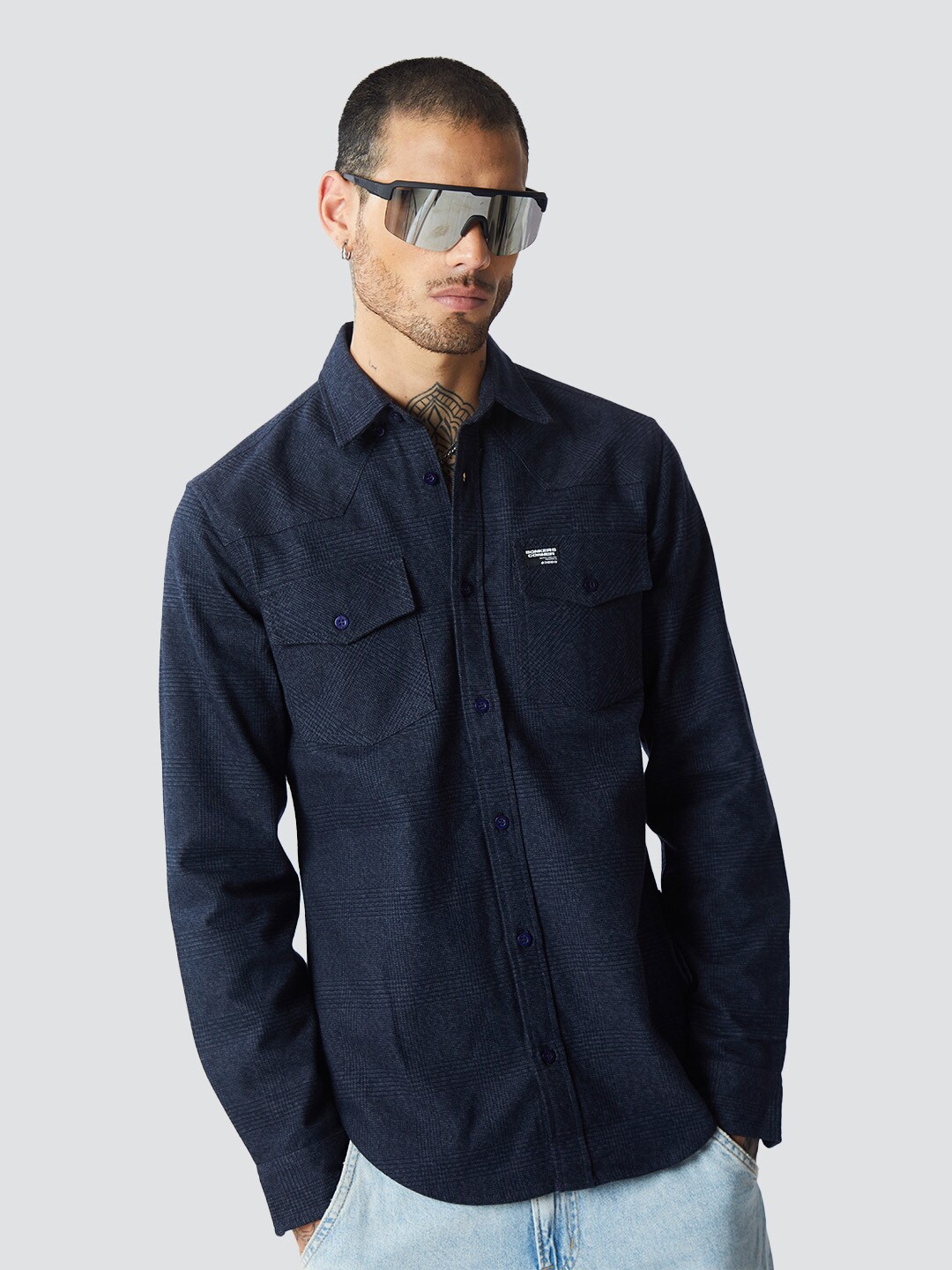 Bonkers Corner Solid Regular Fit Shirts, Blue