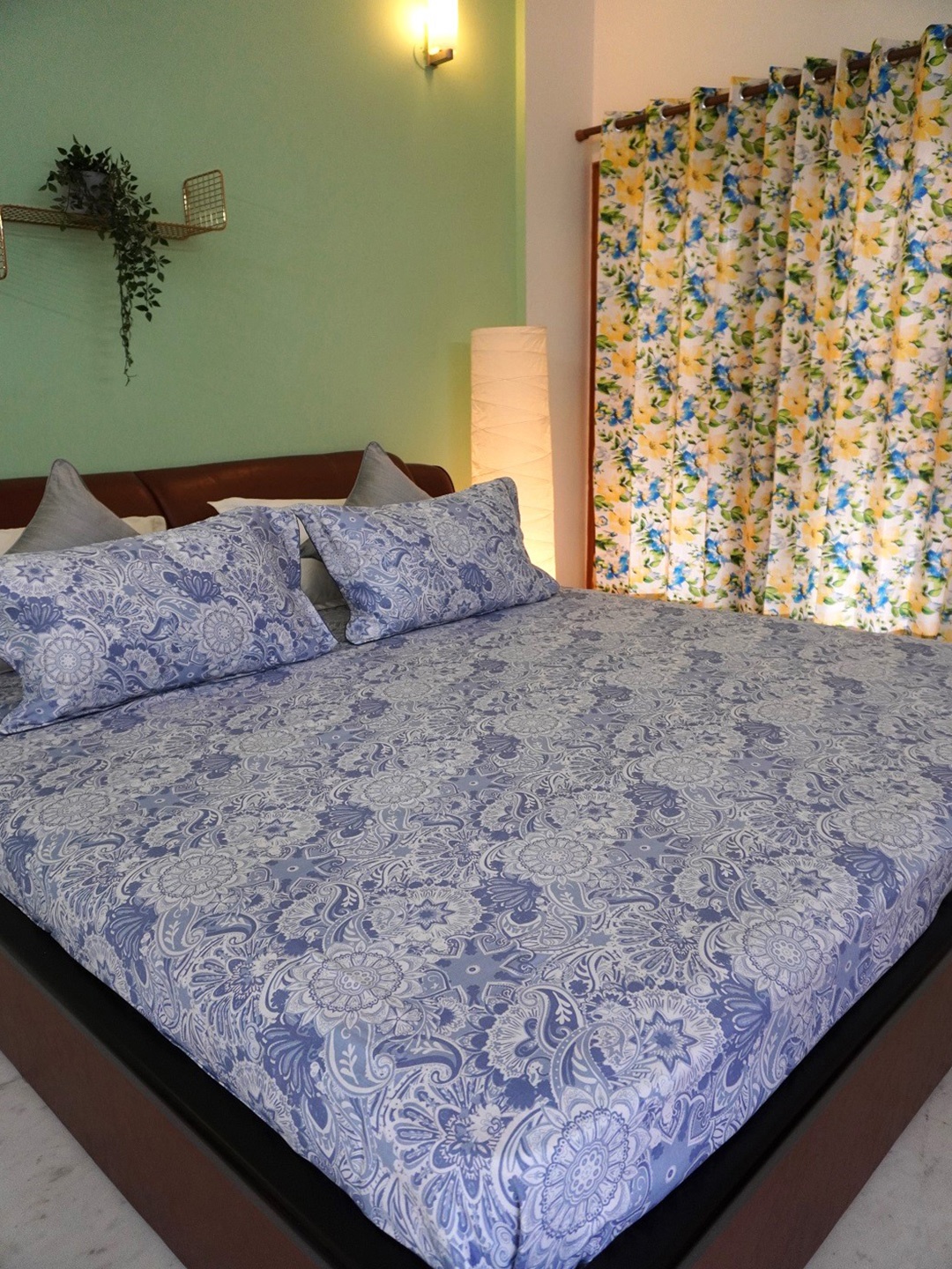 

TARA- Sparkling Homes Blue Ethnic Motifs Cotton 250 TC King Bedsheet & 2 Pillow Covers