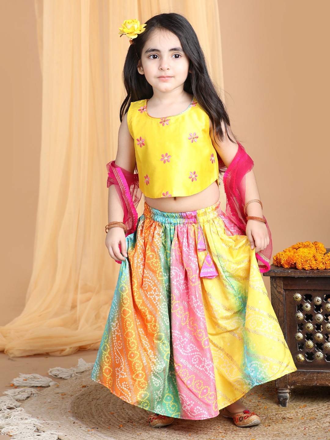 

Here&Now X Kinder Kids Girls Embroidered Thread Work Ready to Wear Lehenga & Blouse With Dupatta, Pink