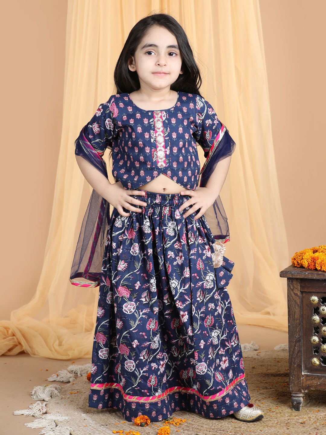 

Here&Now X Kinder Kids Girls Printed Ready to Wear Lehenga & Blouse With Dupatta, Navy blue