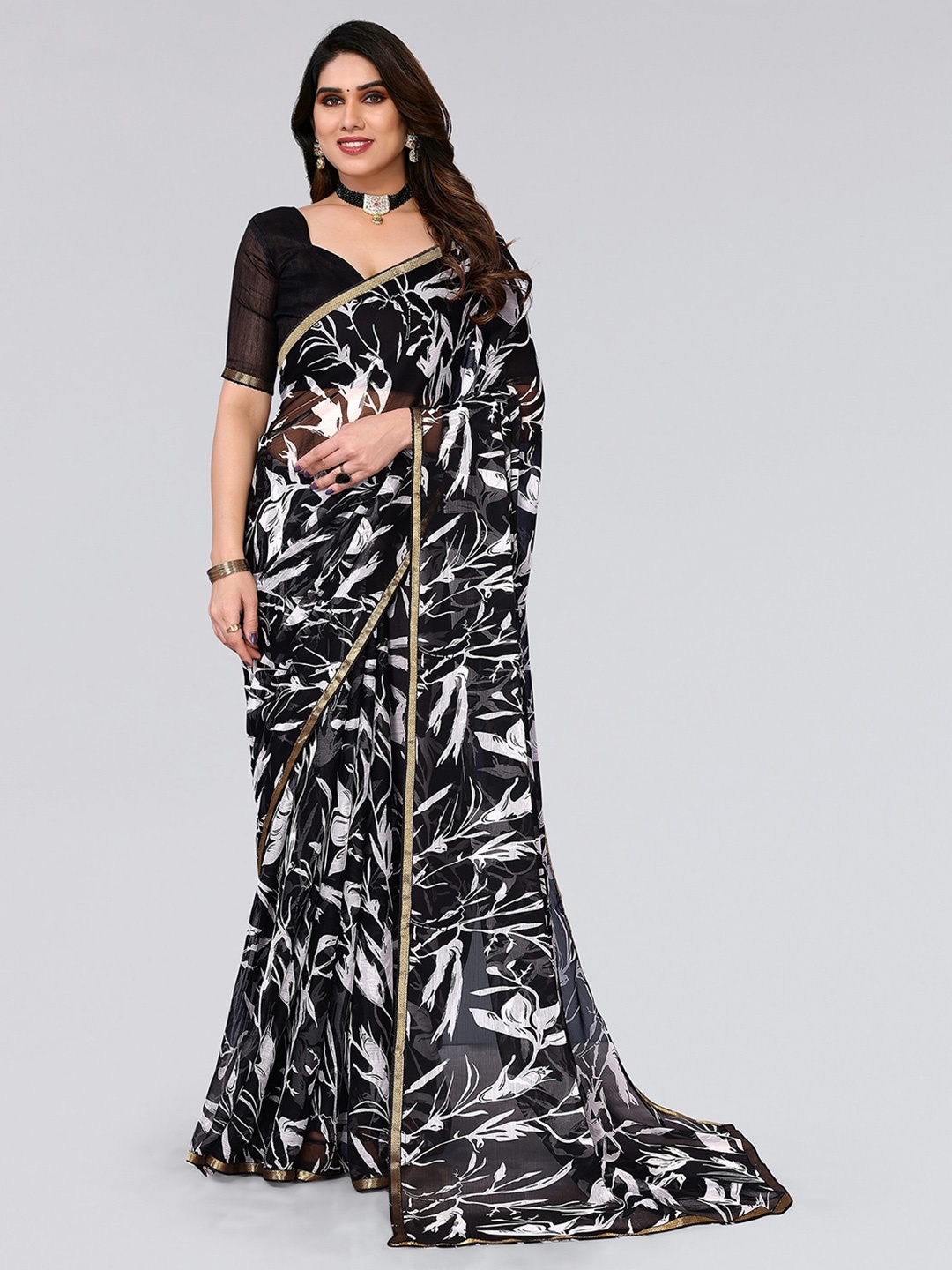 

KALINI Floral Printed Saree, Black