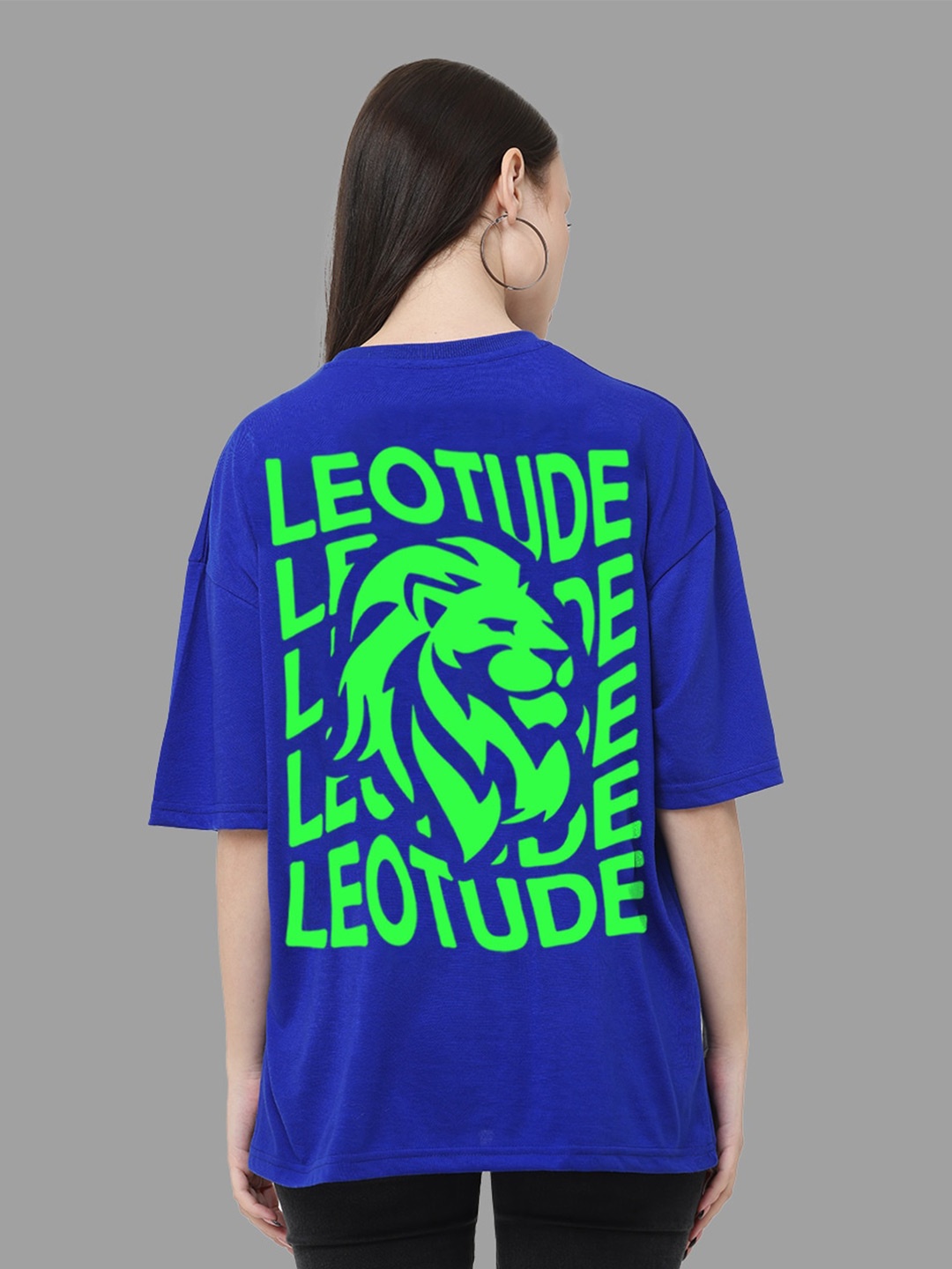 

Leotude Typography Printed V-Neck Drop Shoulder Sleeves T-shirt, Blue