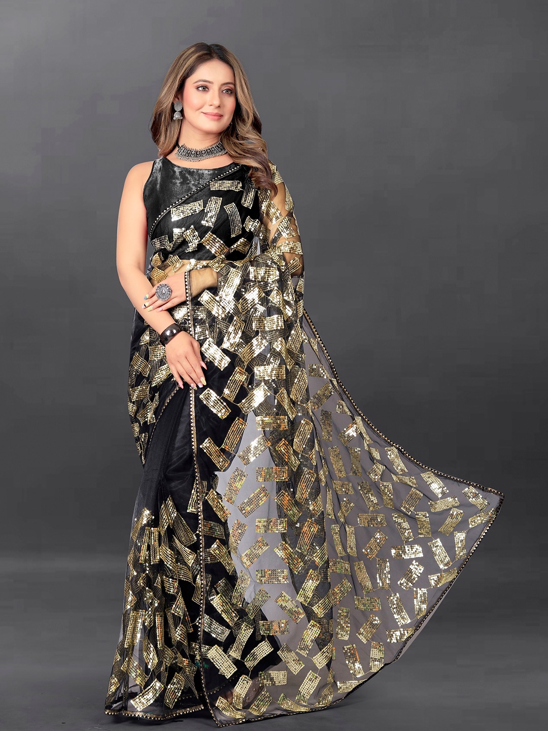 

BARKIYA CREATION Embellished Sequinned Net Saree, Black