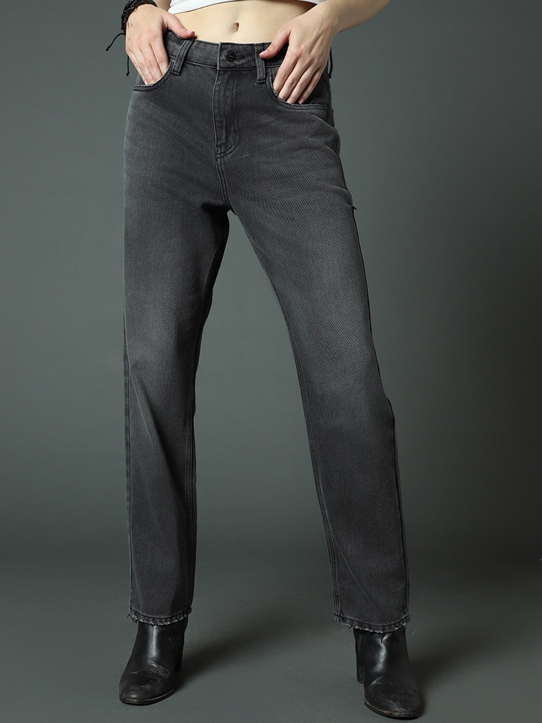 

High Star Women Clean Look Straight Fit High-Rise Light Fade Stretchable Jeans, Black
