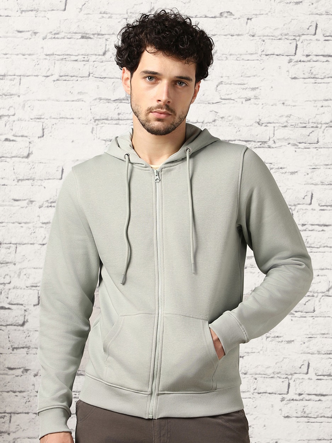 

Nobero Men Zipper Hooded Sweatshirt, Grey