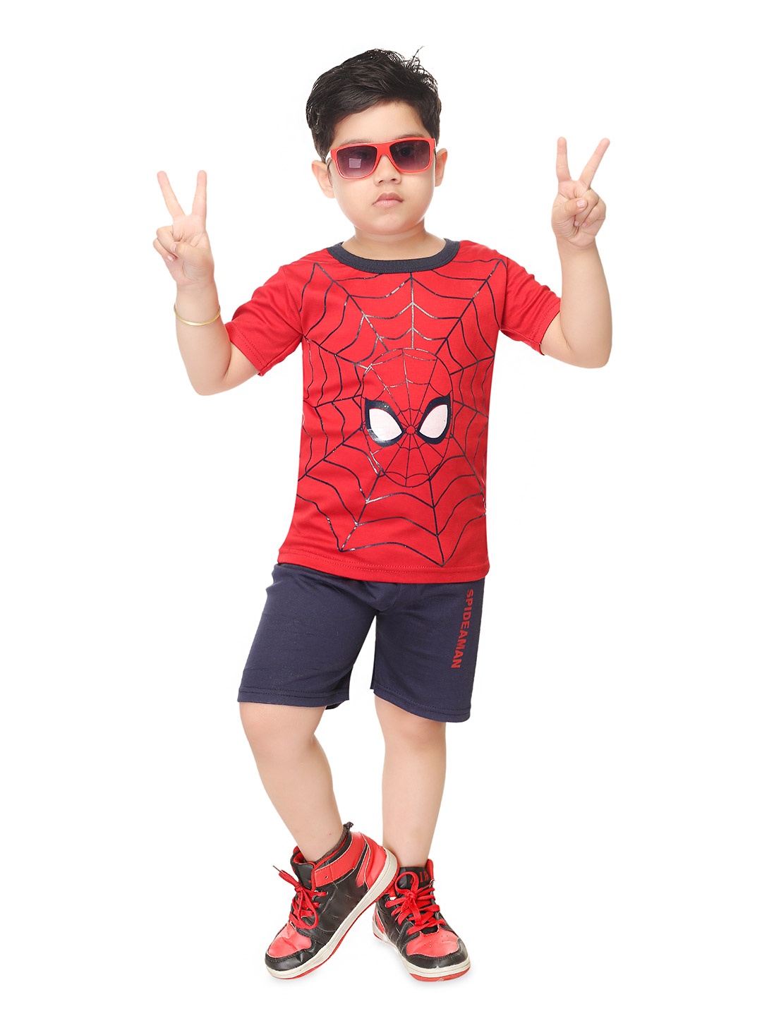 

BAESD Boys Red & Black Printed T-shirt with Shorts