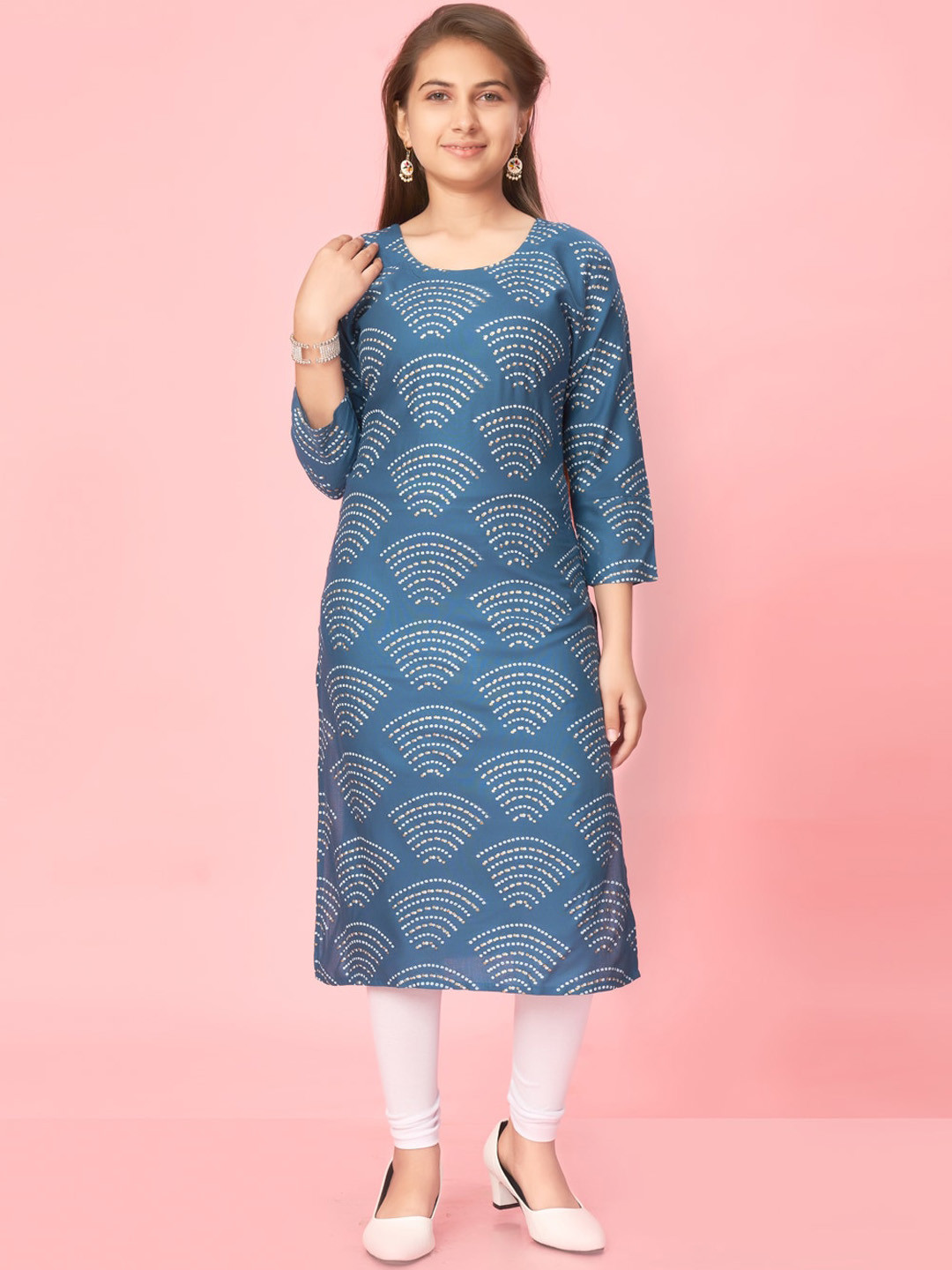 

Aarika Girls Ethnic Motifs Printed Pure Cotton Straight Kurta With Leggings, Blue