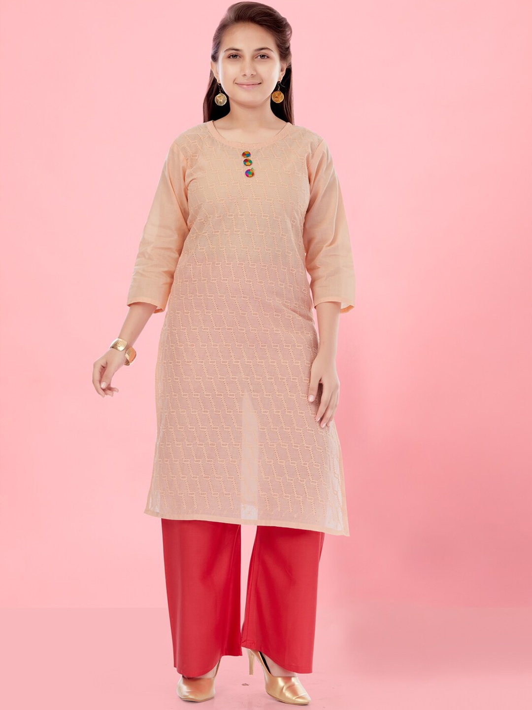 

Aarika Girls Geometric Embroidered Cotton Straight Kurta, Peach