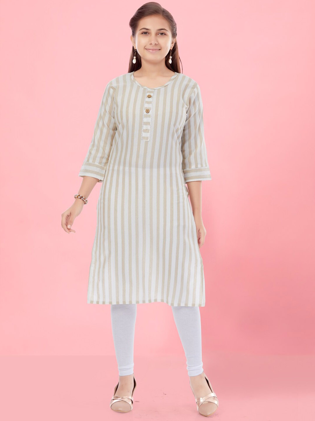 

Aarika Girls Striped Cotton Kurta, Cream