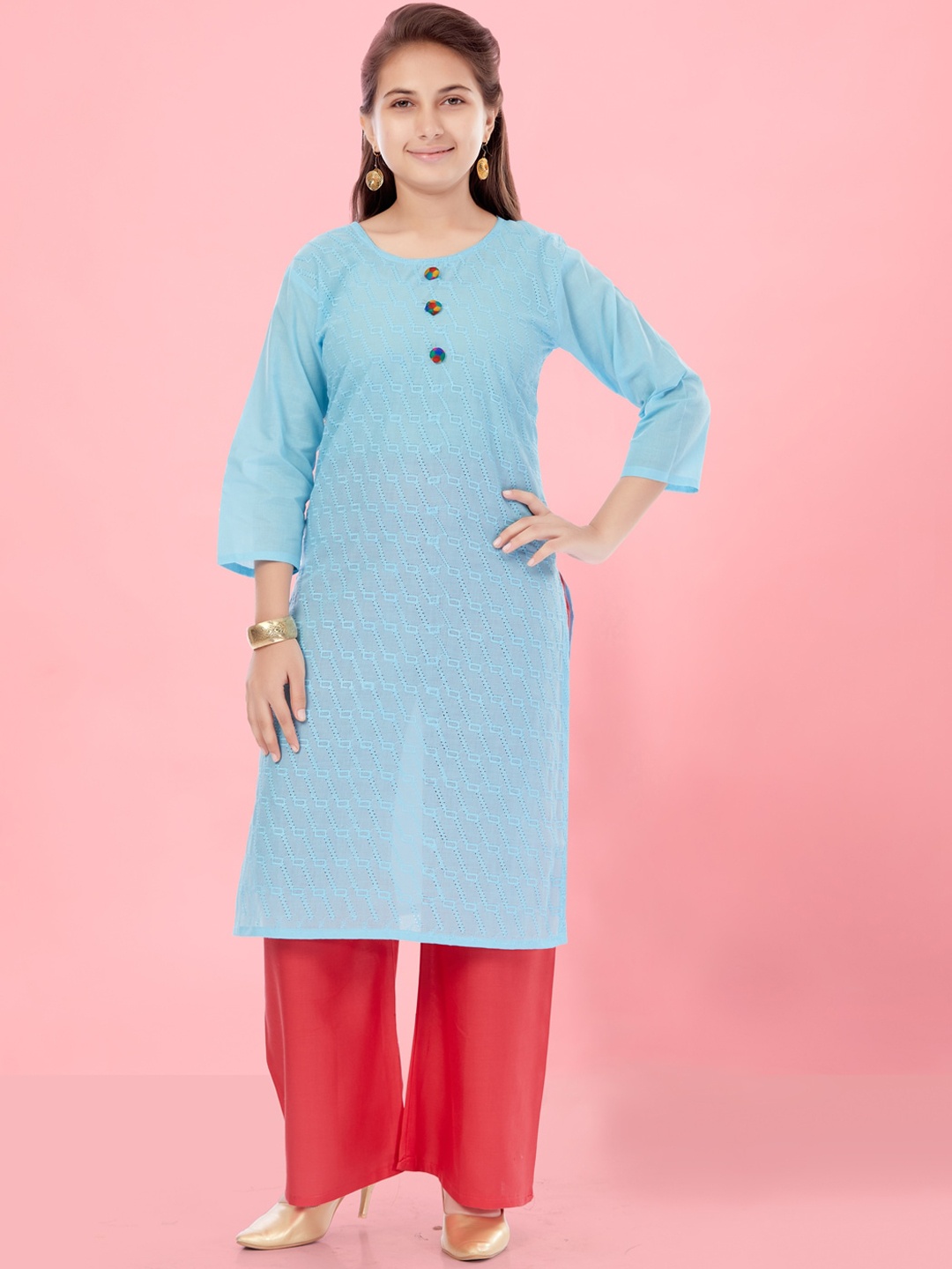 

Aarika Girls Geometric Embroidered Cotton Kurta, Turquoise blue