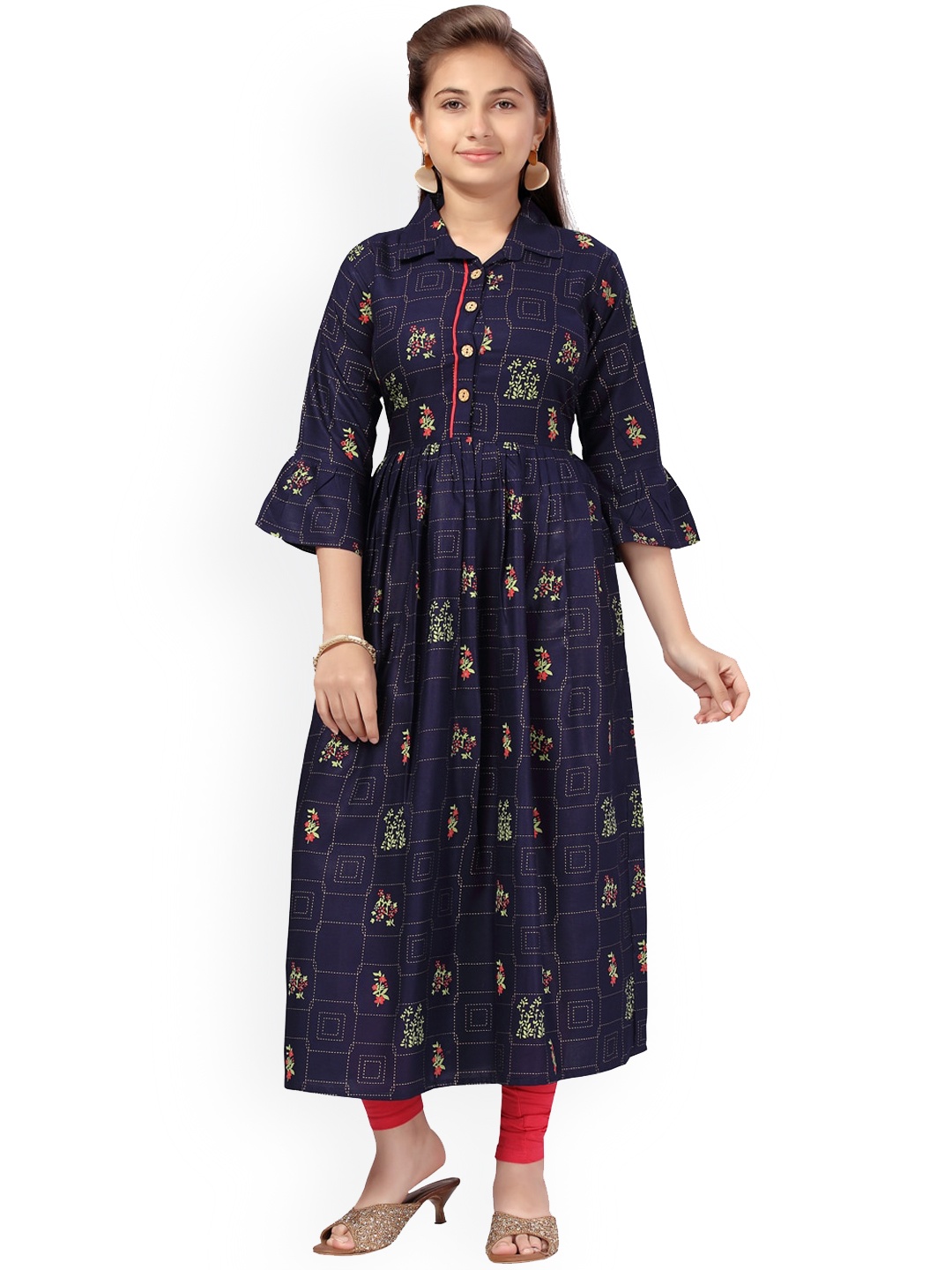 

Aarika Girls Floral Printed Bell Sleeve Regular Pure Cotton Kurta With Leggings, Navy blue