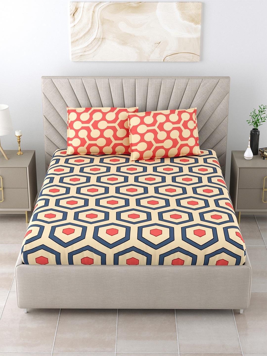 

Salona Bichona Beige Geometric 104 TC Pure Cotton Queen Bedsheet with 2 Pillow Covers