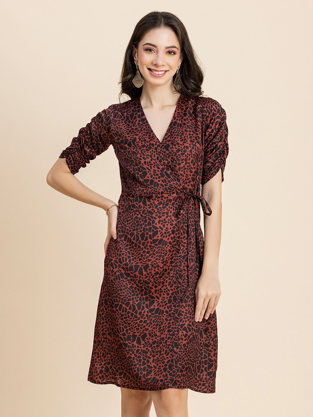 

Moomaya Abstract Printed V-Neck Ruched Sleeve Tie-Up Satin Wrap Dress, Brown