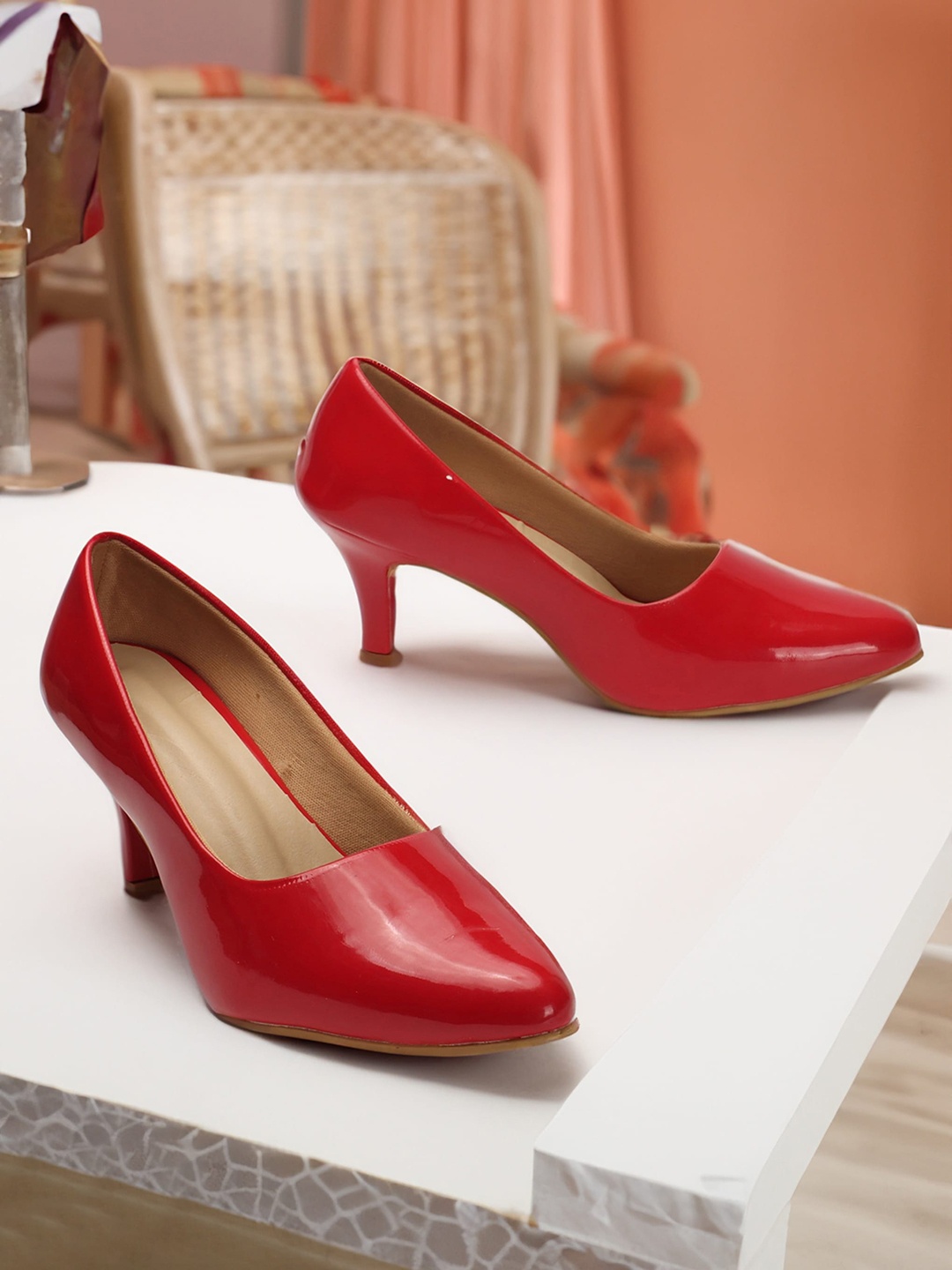 

CLOSHO Pointed Toe Slim Pumps, Red
