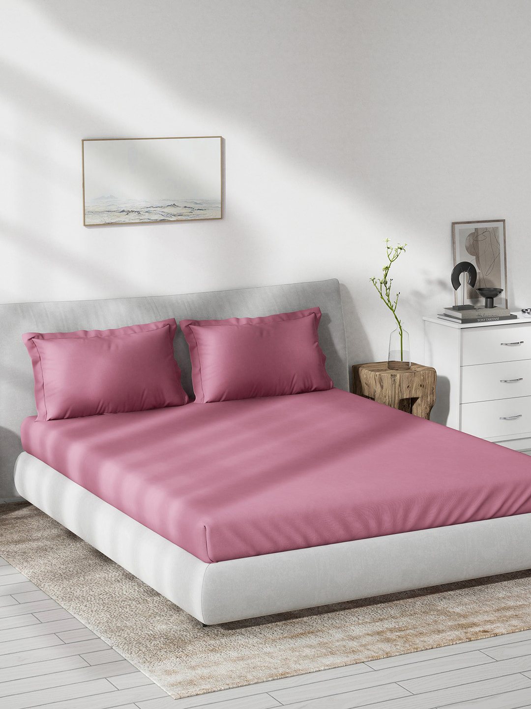 

DDecor Magenta Cotton 180 TC King Bedsheet With 2 Pillow Covers