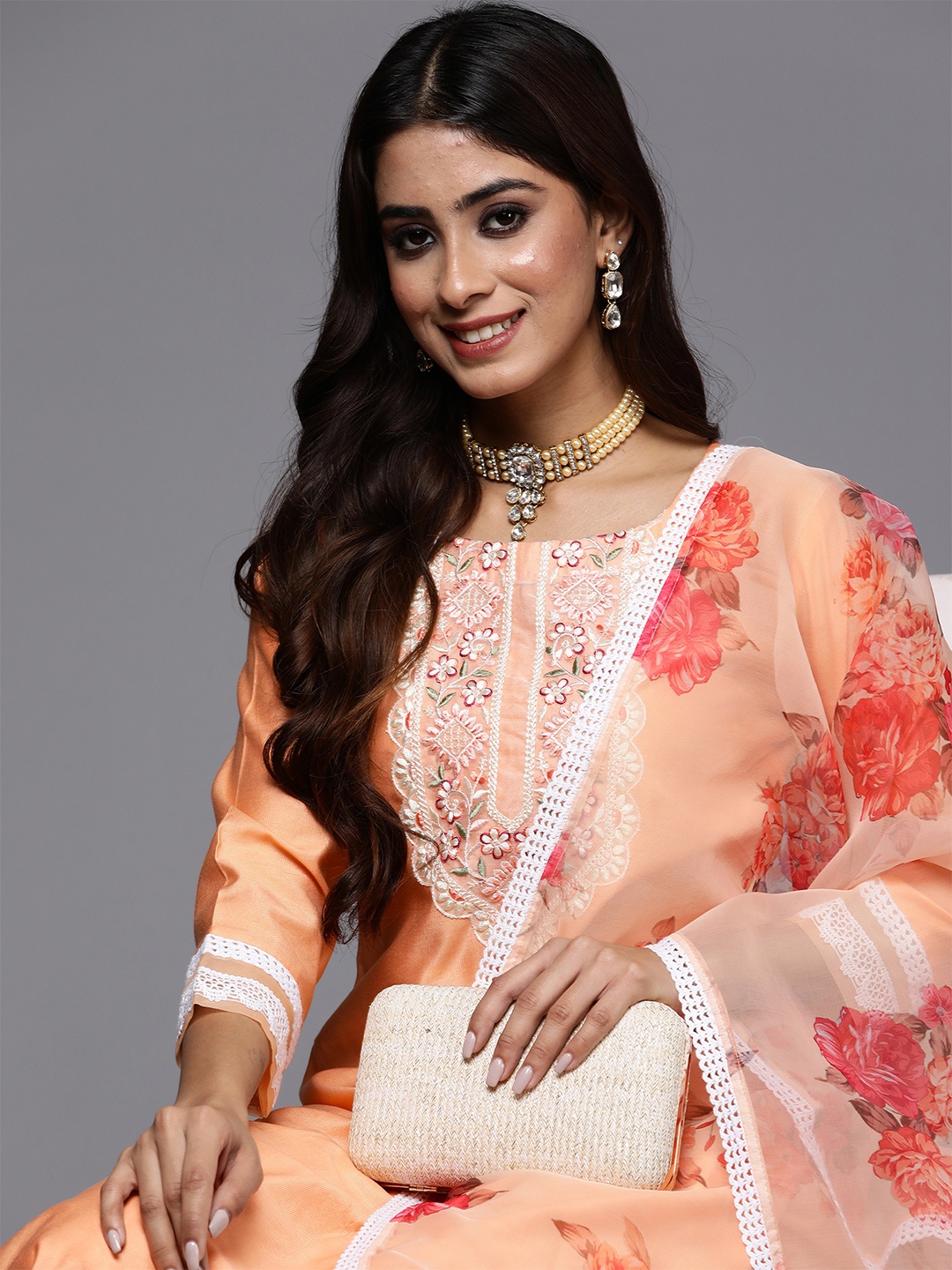 

Indo Era Women Floral Yoke Design Regular Thread Work Liva Kurta with Trousers & Dupatta, Peach