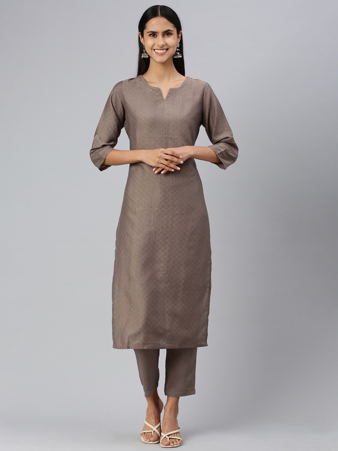 

HRITIKA Women Regular Kurta with Trousers, Brown