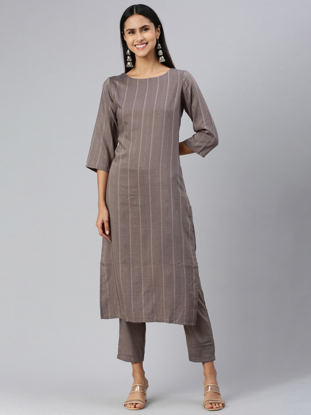 

HRITIKA Women Striped Regular Sequinned Kurta with Trousers, Grey