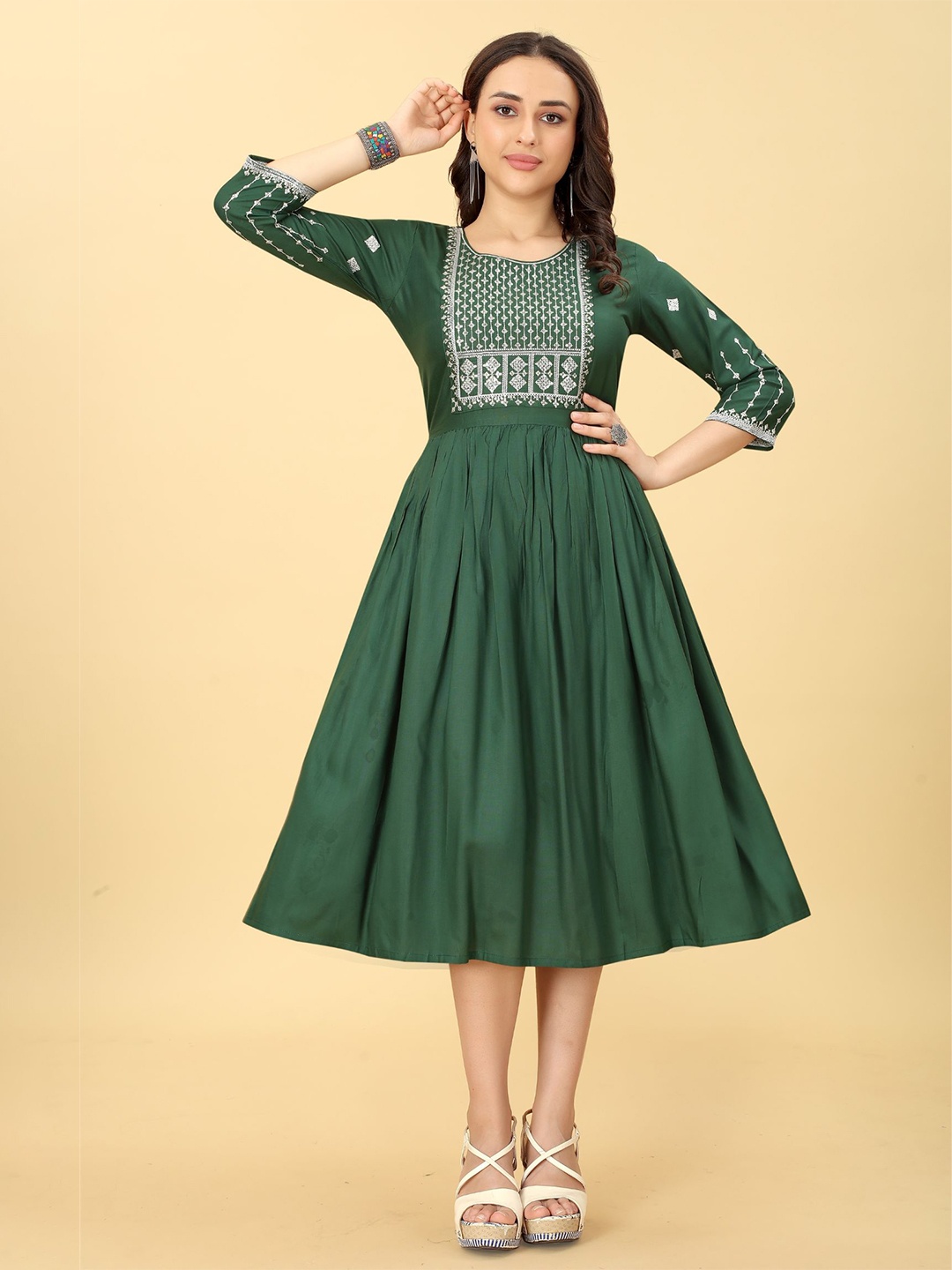 

PREMROOP- THE STYLE YOU LOVE Ethnic Motifs Embroidered Fit & Flare Maxi Dress, Green