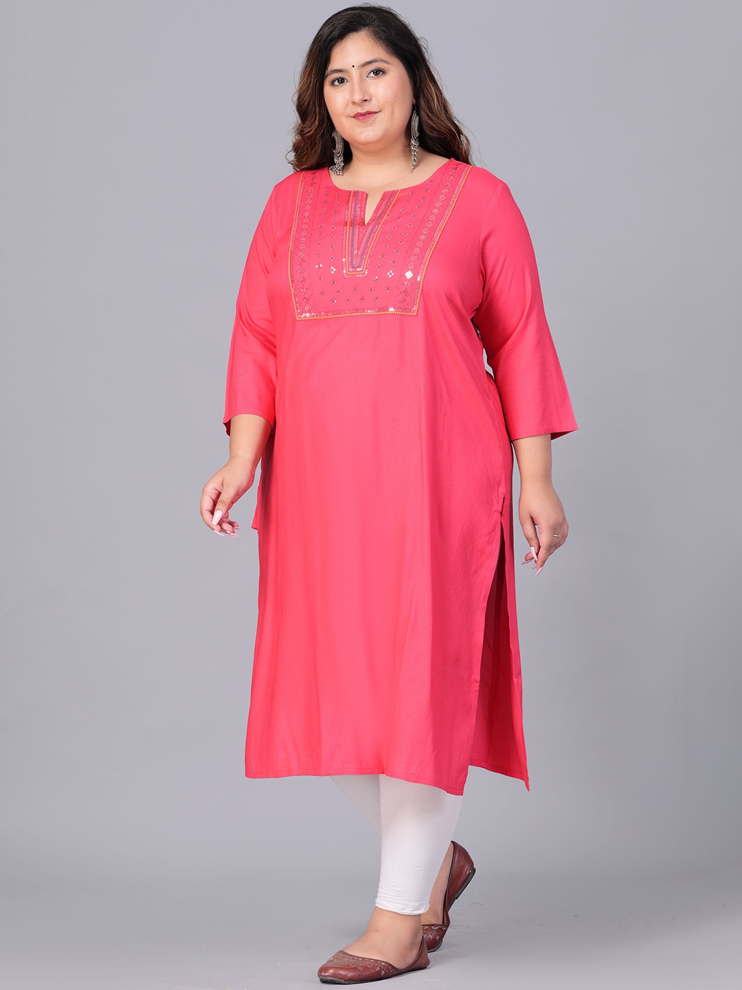 

Sztori Plus Size Geometric Yoke Design Sequined Straight Kurta, Pink