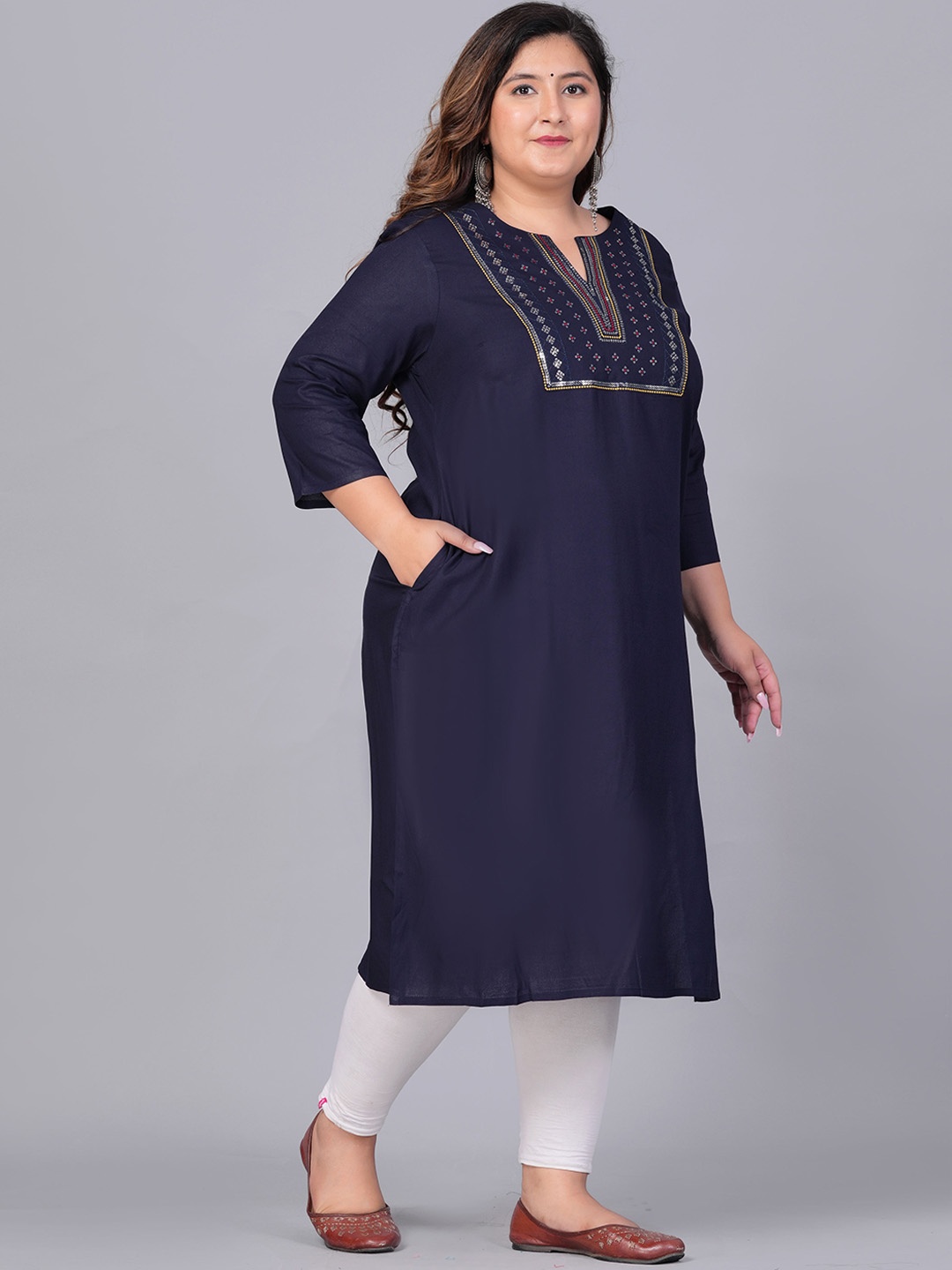 

Sztori Plus Size Geometric Yoke Design Sequined Indigo Straight Kurta, Navy blue