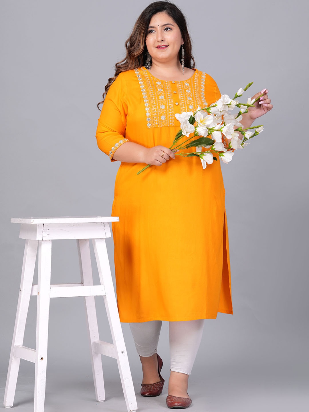 

Sztori Plus Size Floral Yoke Design Sequinned Straight Kurta, Mustard