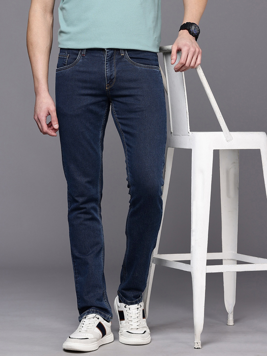 

Allen Solly Sport Men Slim Fit Stretchable Jeans, Blue