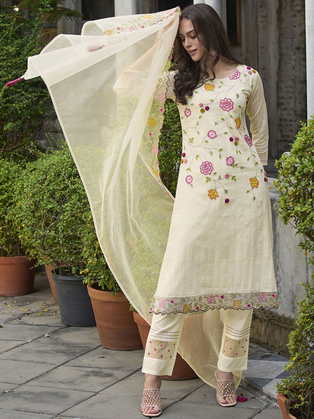 

Indo Era Floral Embroidered Pure Cotton Kurta with Trousers & Dupatta, Cream