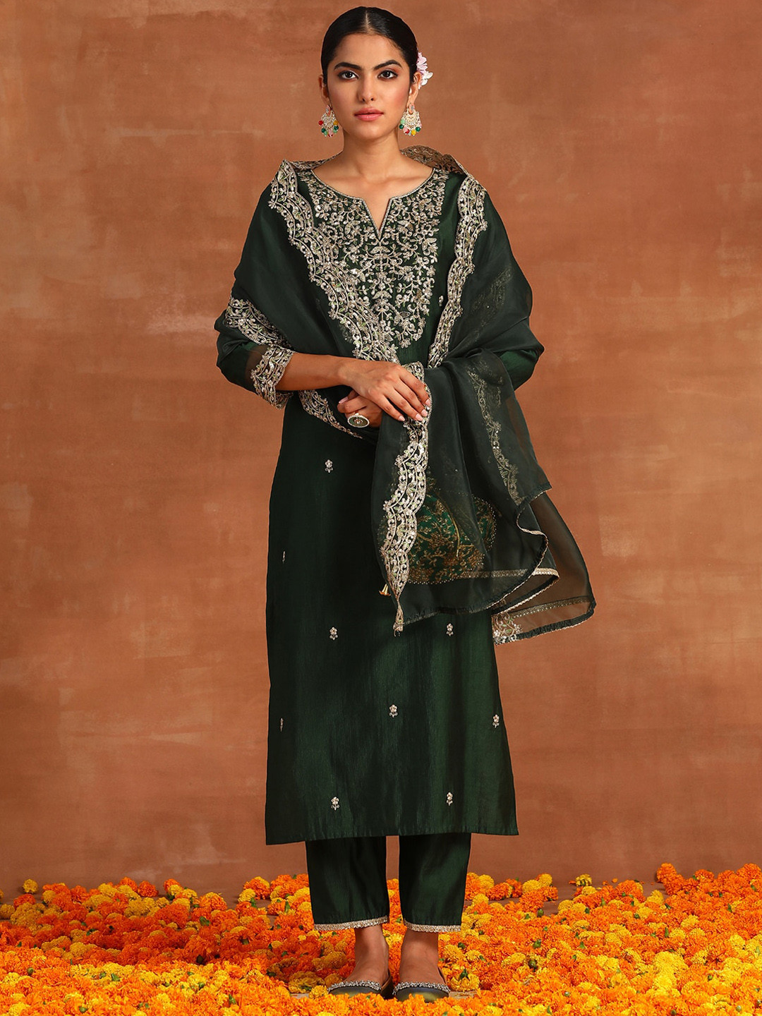 

Indo Era Floral Embroidered Thread Work Liva Kurta with Trousers & Dupatta, Green