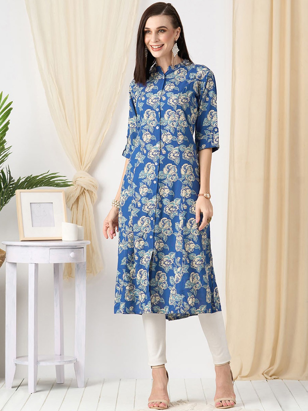 

ZOLA Floral Printed Mandarin Collar Roll-Up Sleeves A-Line Kurta, Blue