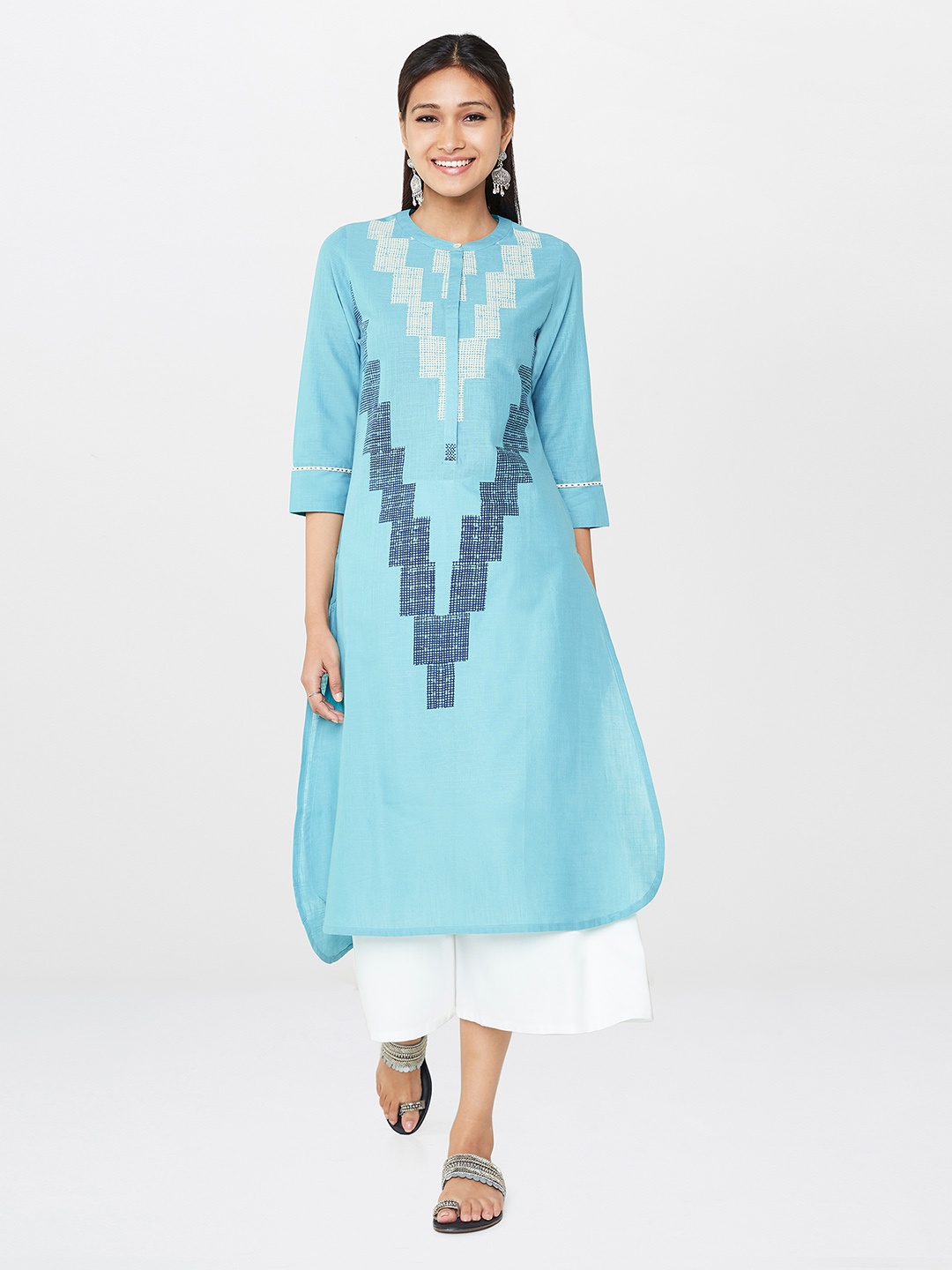 

Global Desi Women Blue Printed High-Low Straight Kurta