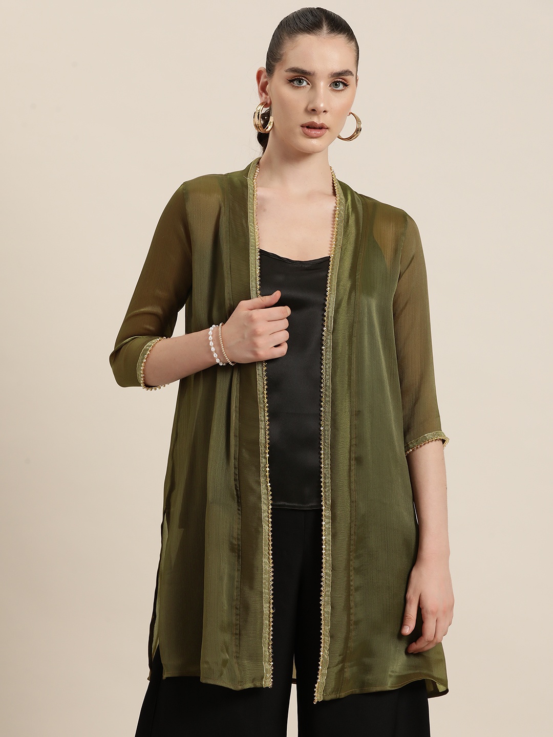 

Qurvii Solid Longline Shrug, Olive