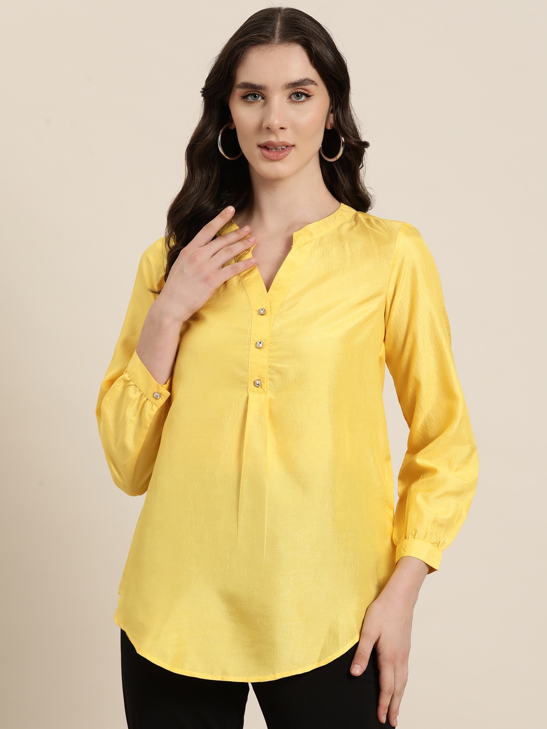 

Qurvii Mandarin Collar Satin Top, Yellow