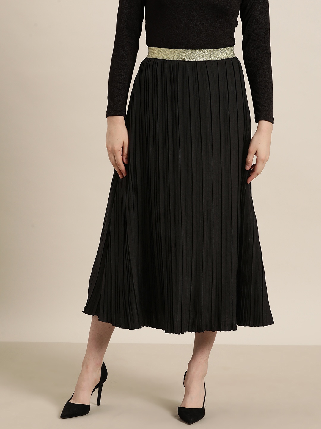 

Qurvii Accordion Pleated Flared Midi Skirt, Black