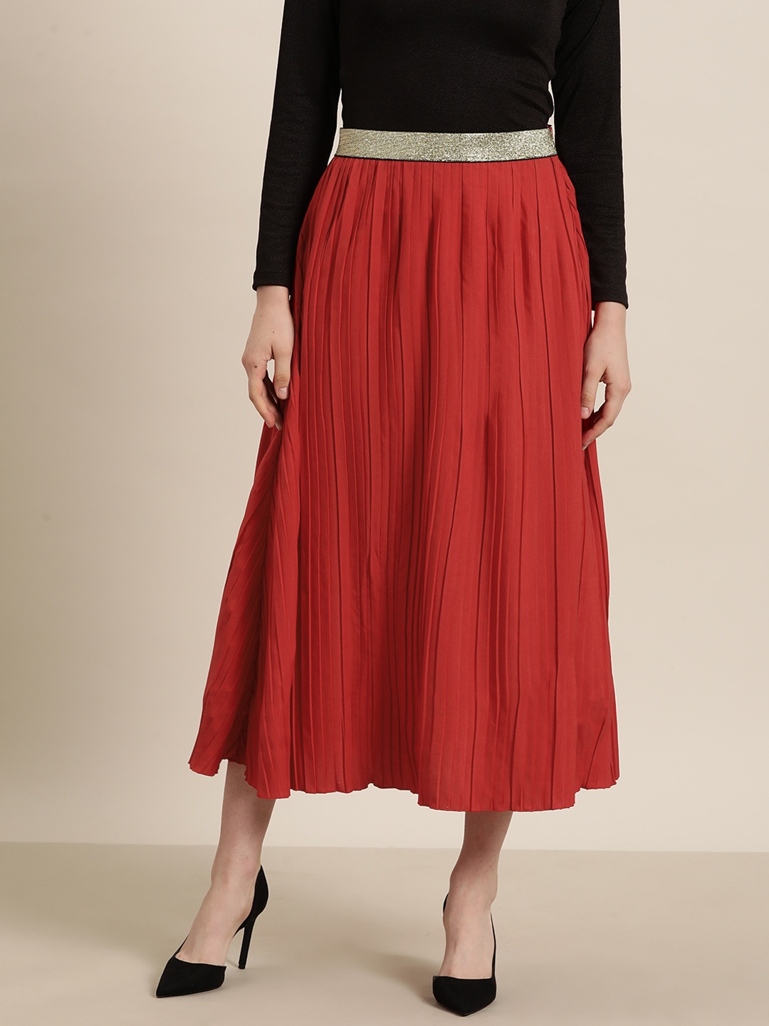 

Qurvii Accordion Pleated Flared Midi Skirt, Red